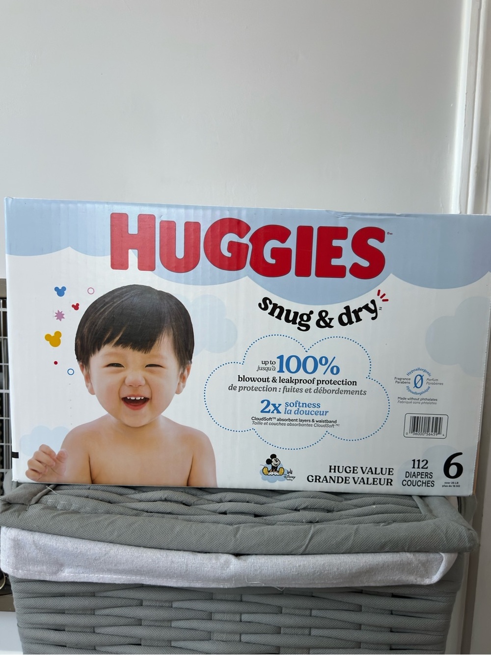 Huggies Snug & Dry Size 6 Diapers - White/Red/Blue Box - 112 count
